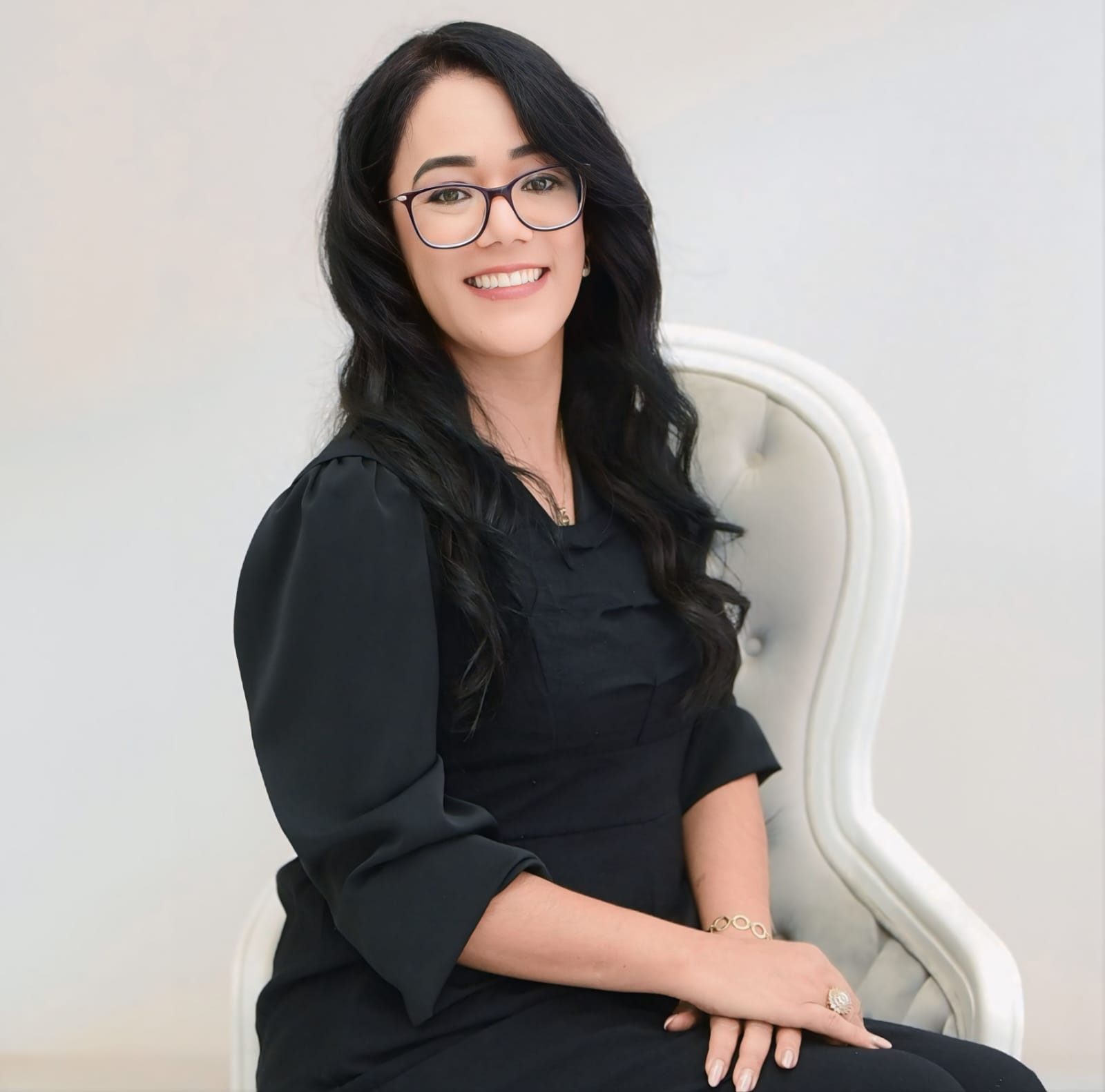 Dra. Jucélia Farias